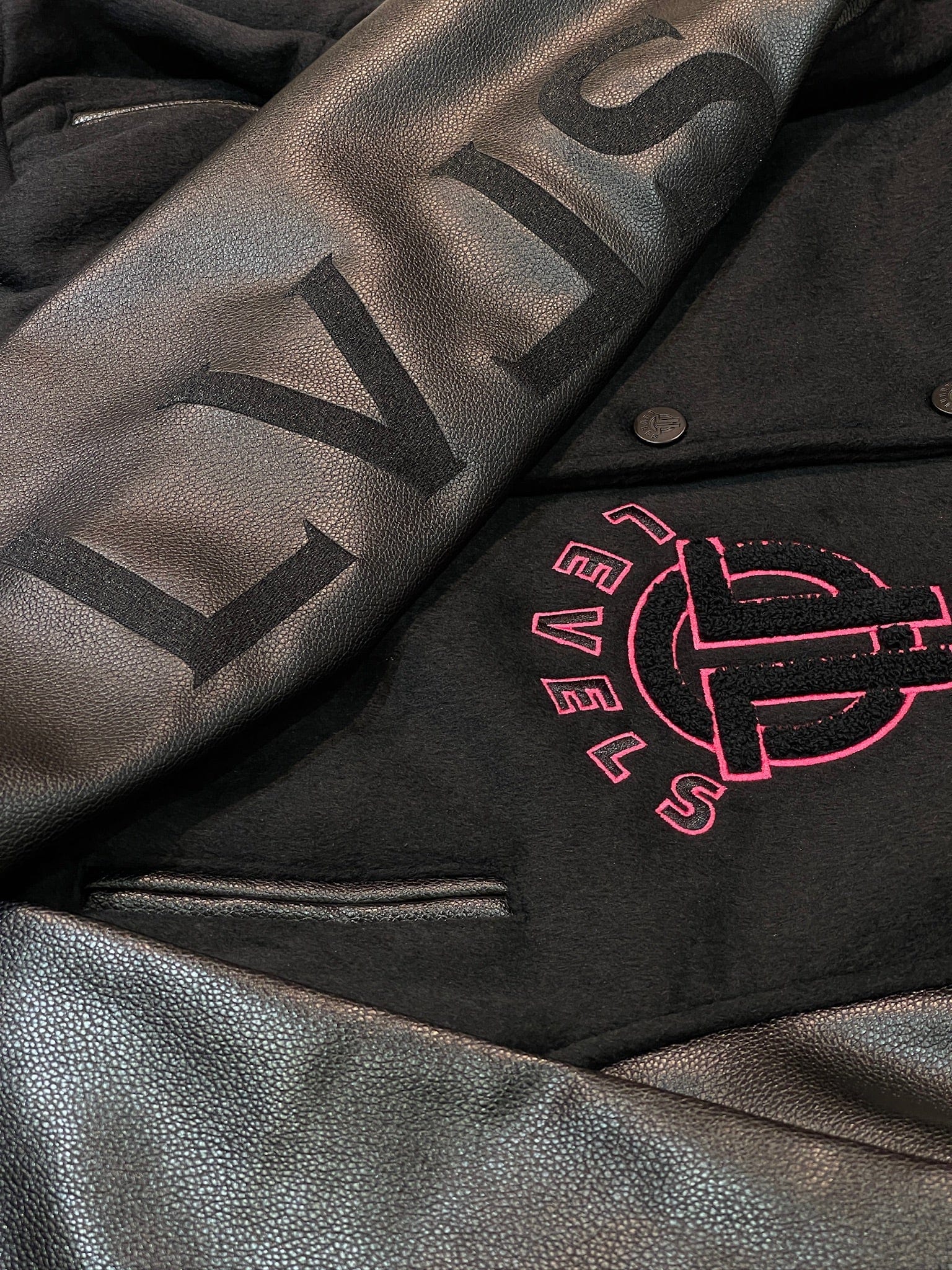 Levels L.L.C. Apparel & Accessories LEVELS ALUMNI CROPPED VARSITY JACKET | PINK